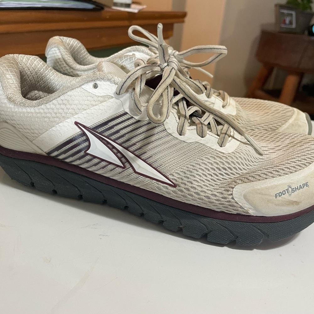 Altra woman’s tennis shoes size 9.